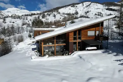 Image de Chalet d'architecte, vue panoramique & bain nordique - Allos (04260) - 1700m