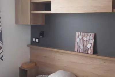 Image de Mobil home 40 m2 \ncamping 4 étoiles. \n400m de la baie. \nAnimaux  sous réserve