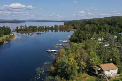 Image de Water Front - Cozy Lakeside Getaway