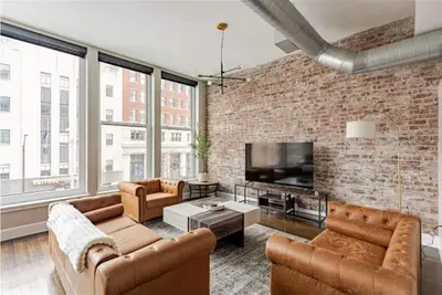 Image de Premium Downtown Indy 1br Walk to Dining Nightlife and Sports