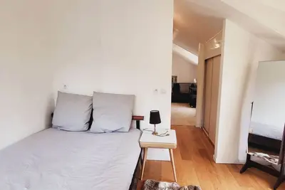 Image de Découvrez notre studio confortable, niché dans un quartier calme à 20 minutes de Paris.