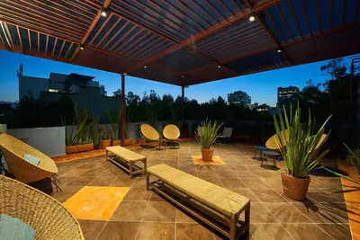 Image de Large & modern 2-bedroom apartment with kitchen C8