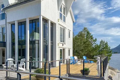 Image de Appartement confortable à Gurskøy avec sauna