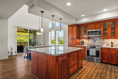 Image de New Listing! Spacious Condo with Resort Amenities