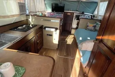 Image de Super-cozy floatel in Key West!