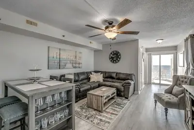 Image de Oceanfront Corner Condo 2br