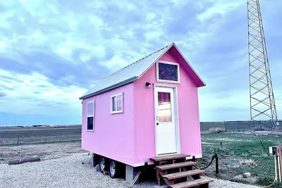 Image de Prairie Pink Tiny Home