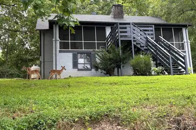 Image de Rustic, yet cozy 4 bedroom house minutes from Longwood and Hampden-Sydney