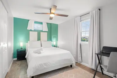 Image de The Jefferson | Emerald | City View