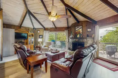 Image de Cozy 4br Beech Mountain cottage with views, adventure, and comfort for all.