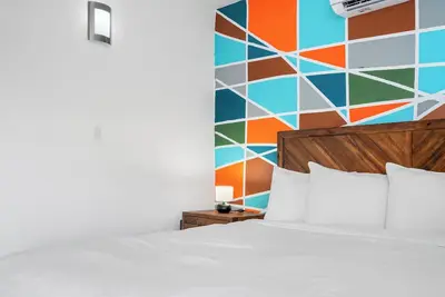 Image de Steps to the Sand | On-site Parking | by Otium