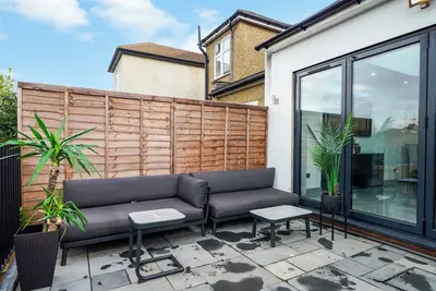 Image de Charming 3-bedroom house in Pinner