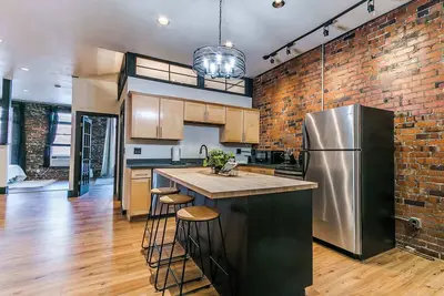 Image de Cozy Stay at 229 Main St – Perfect Ames Location