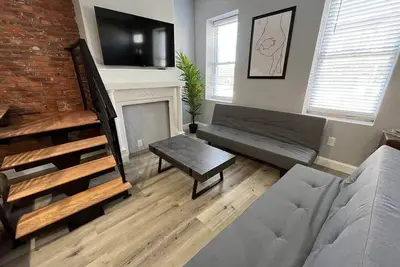 Image de University city house 4 bedroom with backyard