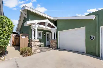 Image de Lovely Tustin Home w/ Outdoor Kitchen: 3 mi to Zoo