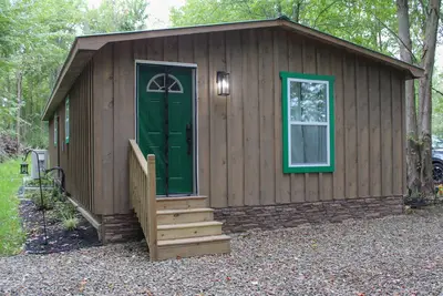 Image de The Little Cabin on Old Main Rd- Woodland Getaway