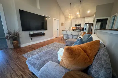 Image de The Carriage House in East Lawrence