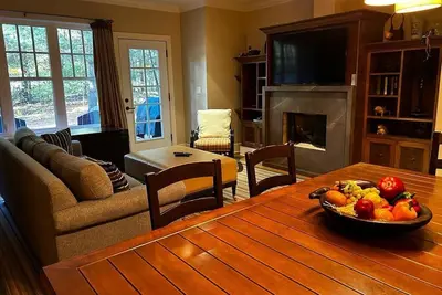 Image de Charming 2-bedroom condo in Seguin/ Lake Joseph at Rocky Crest