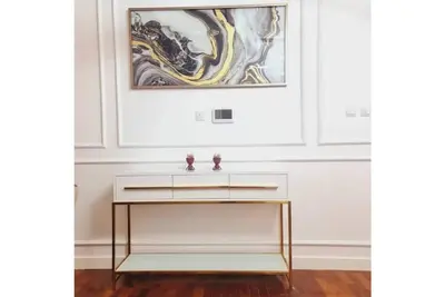 Image de Spacious Quiet w/king bd & 55'tv & pool & gym