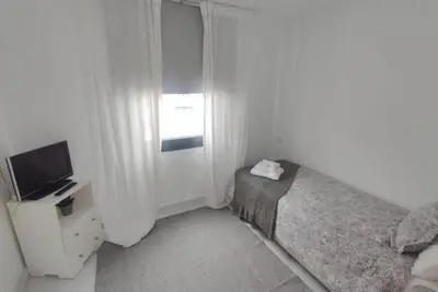 Image de Stunning 5-bed 5-bath Villa in Nueva Andalucía