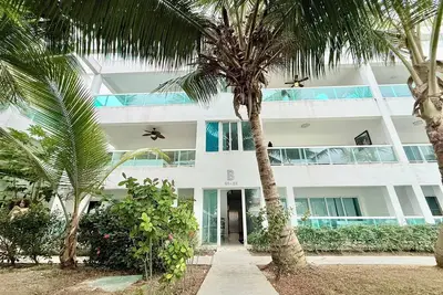 Image de Minutes walking distance to the beach 2 bedroom apartment with Ac in Punta Cana