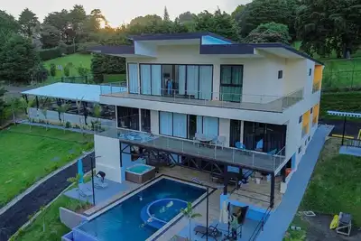 Image de 3-bedroom building in gorgeous Heredia with Ac and fitness room - Third Floor