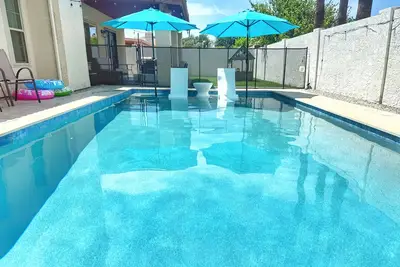 Image de Elegant & Escape w/Pool! Cozy Family-Friendly Home w/Foosball