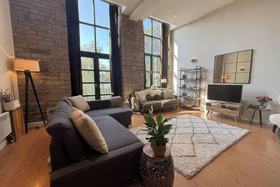 Image de Stylish 3-Bedroom Mill Conversion near Leeds