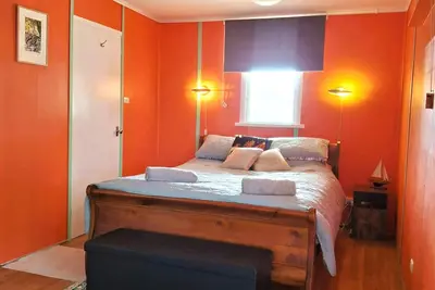 Image de Healing Colour Shack promotes tranquillity, a 2-minute walk from the shoreline.