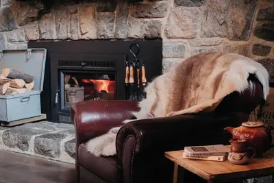 Image de Mountain Sanctuary + Fireplaces + Pets Welcome