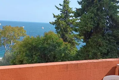 Image de Appartement pour 6 avec Wi-Fi Ă Roquebrune-Cap-Martin