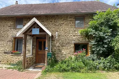 Image de Maison calme avec spa, piscine chauffée et jardin en Normandie