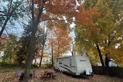 Image de Camper On a Budget- Lake Champlain