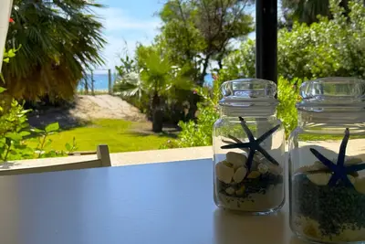 Image de Villa Dorata: large garden and direct beach access