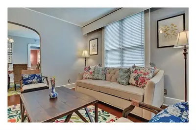Image de Spacious Home 5br! Cozy and Bright Home!