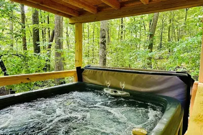 Image de Laurelwood Luxury Cabin Hot Tub