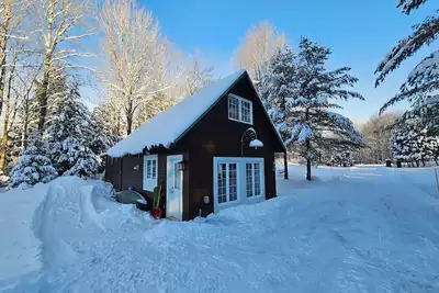 Image de Newly Renovated Cozy Cottage with Wood Burning Stove - Sleeps up to 4