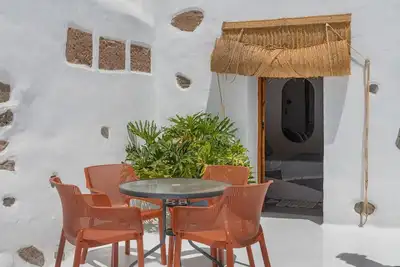 Image de Vacances 'Haría' avec vue sur la montagne, piscine partagée et Wi-Fi