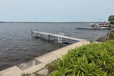Image de Home Sweet Home – Lakeside Getaway with Fire Pit | Swimming, Ice Fishing nearby