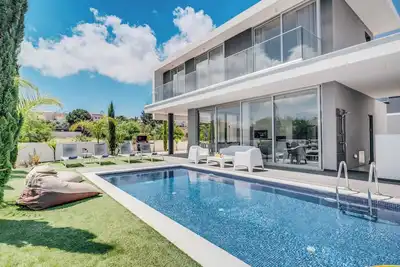 Image de Olivine Pearl Ol15 - Trois Chambres Villa, Couchages 6