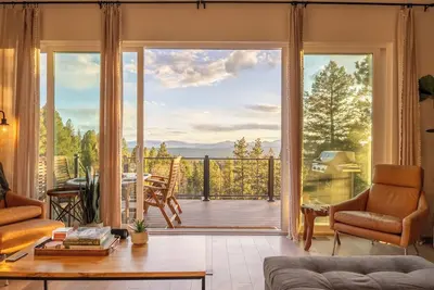 Image de ViewHouse - Hot Tub - Trails