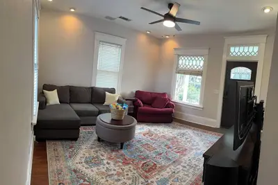 Image de Charming Grant Park Gem: 2Bd/1Bth- Steps from the Beltline!