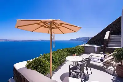 Image de Alluring Santorini Cave Villa | Vills Aris | Breathtaking Sea Views | Private.