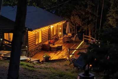Image de Wayward Lodge- Hot Tub- Fire Pit- Secluded