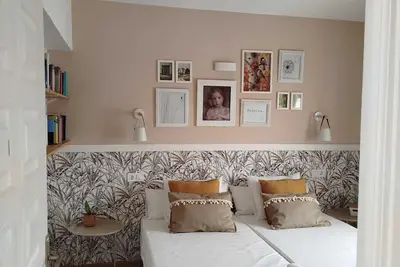 Image de With private pool. Disconnect, relax, rest or stroll (5 min from the beach).