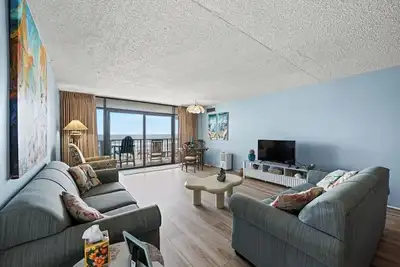 Image de Brigadune 3br with Direct Oceanfront View - Pool!