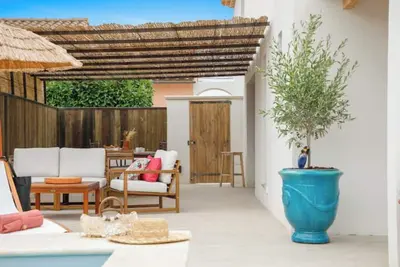Image de Appartement lumineux avec terrasse privée juste à côté du Basilix