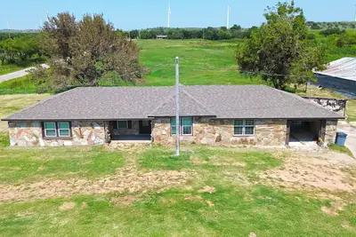 Image de Refuge Hunting Cabin