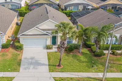 Image de Stylish Spacious near Disney, pool, Self check-in. 4-bedroom house Clermont Fl.