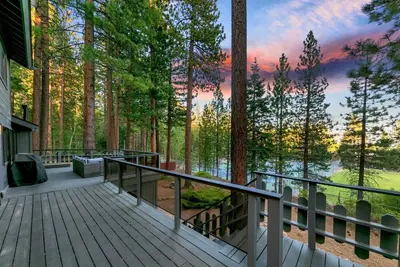 Image de Luxury North Lake Retreat lx81